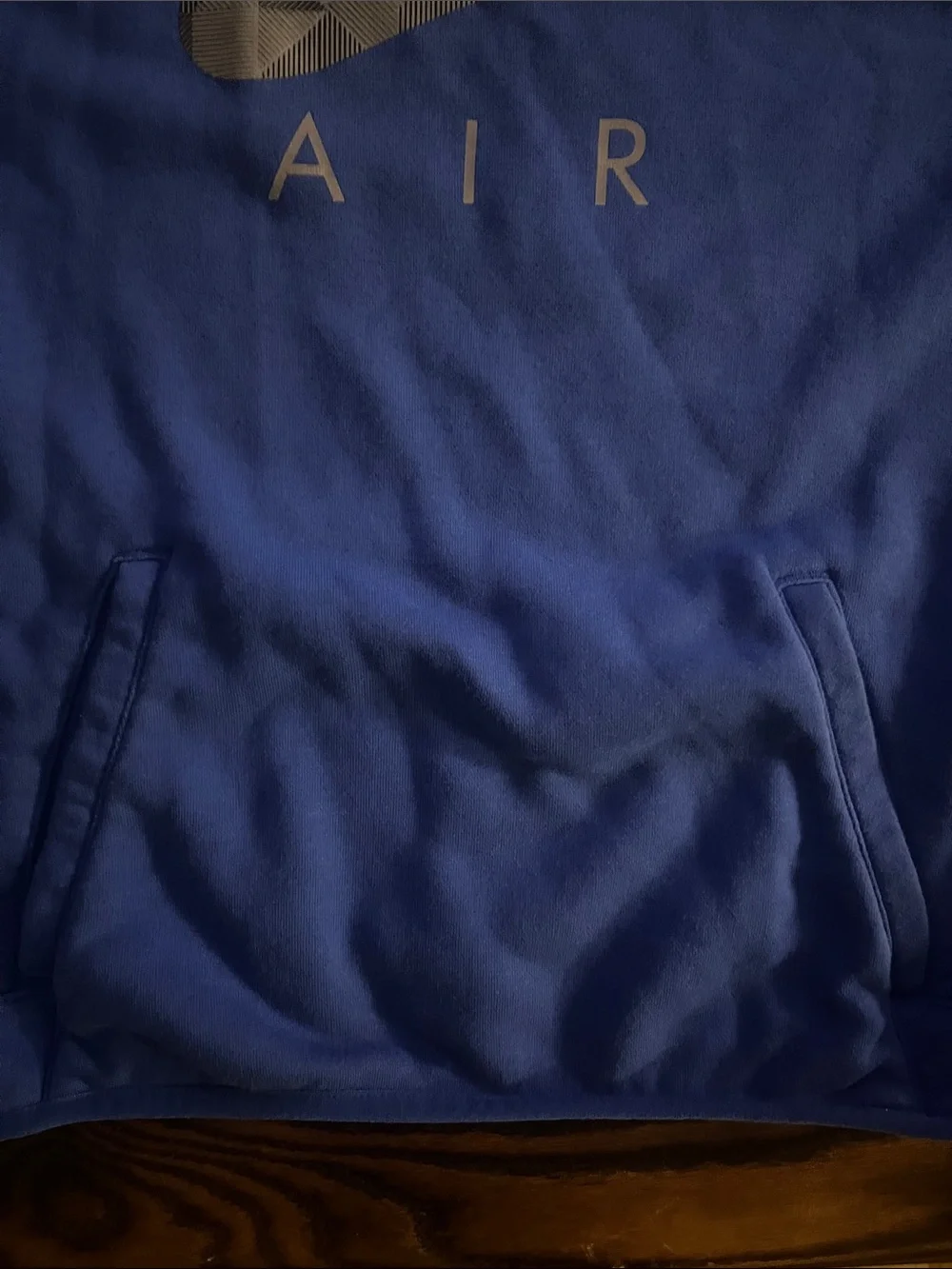 Nike Big kid boys Royal Blue Crewneck Sweatshirt with Reflective Nike Air Logo